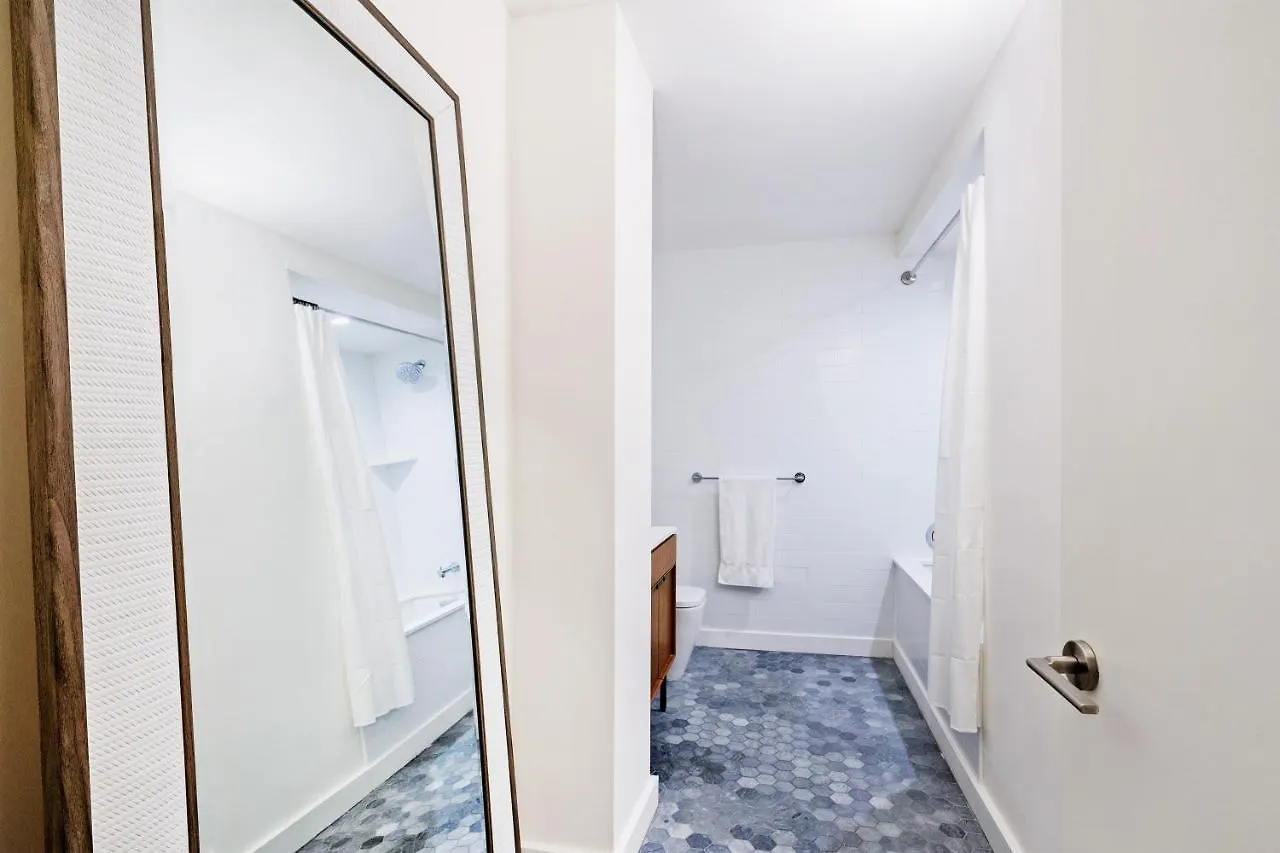 Midtown East 2 Bedroom Нью-Йорк Апартаменты